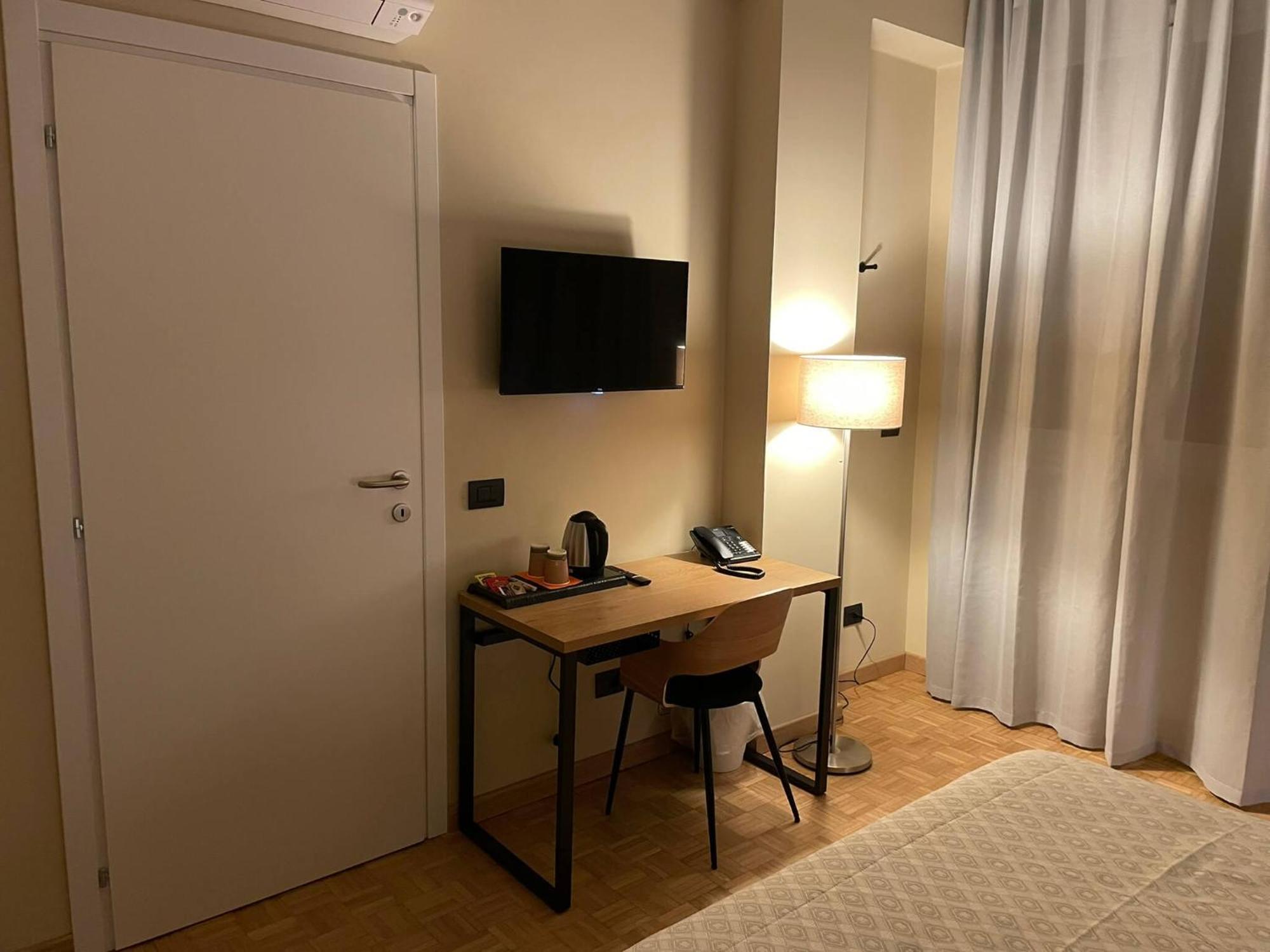 La Galleria Lodge Parma Ngoại thất bức ảnh