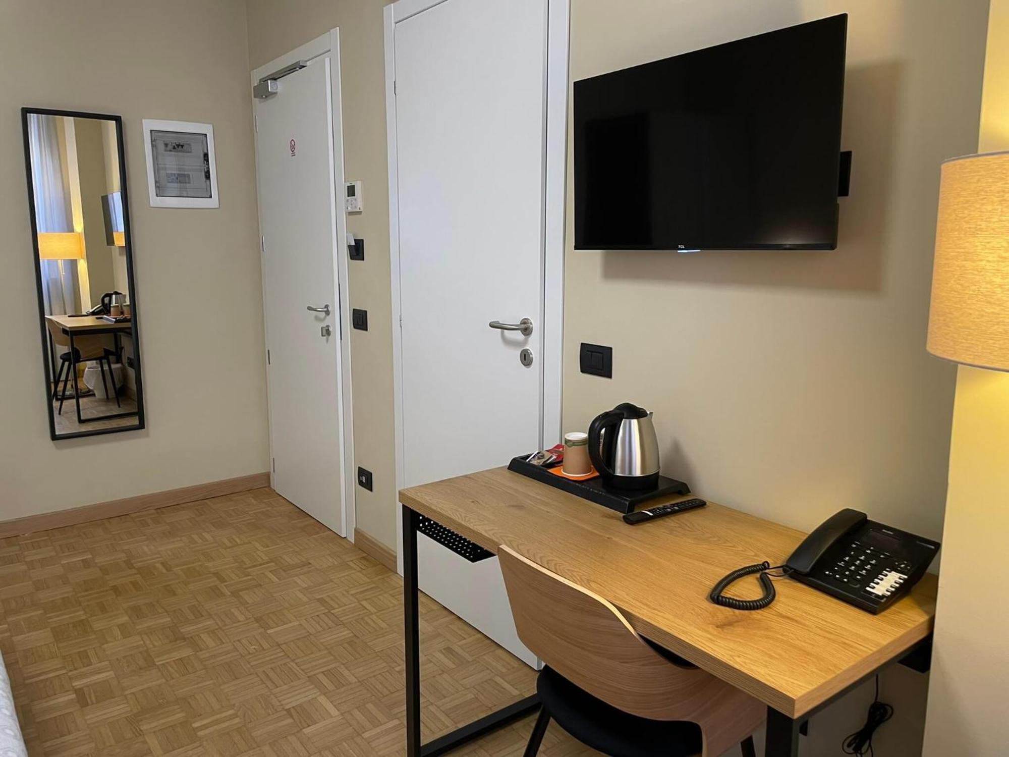 La Galleria Lodge Parma Ngoại thất bức ảnh