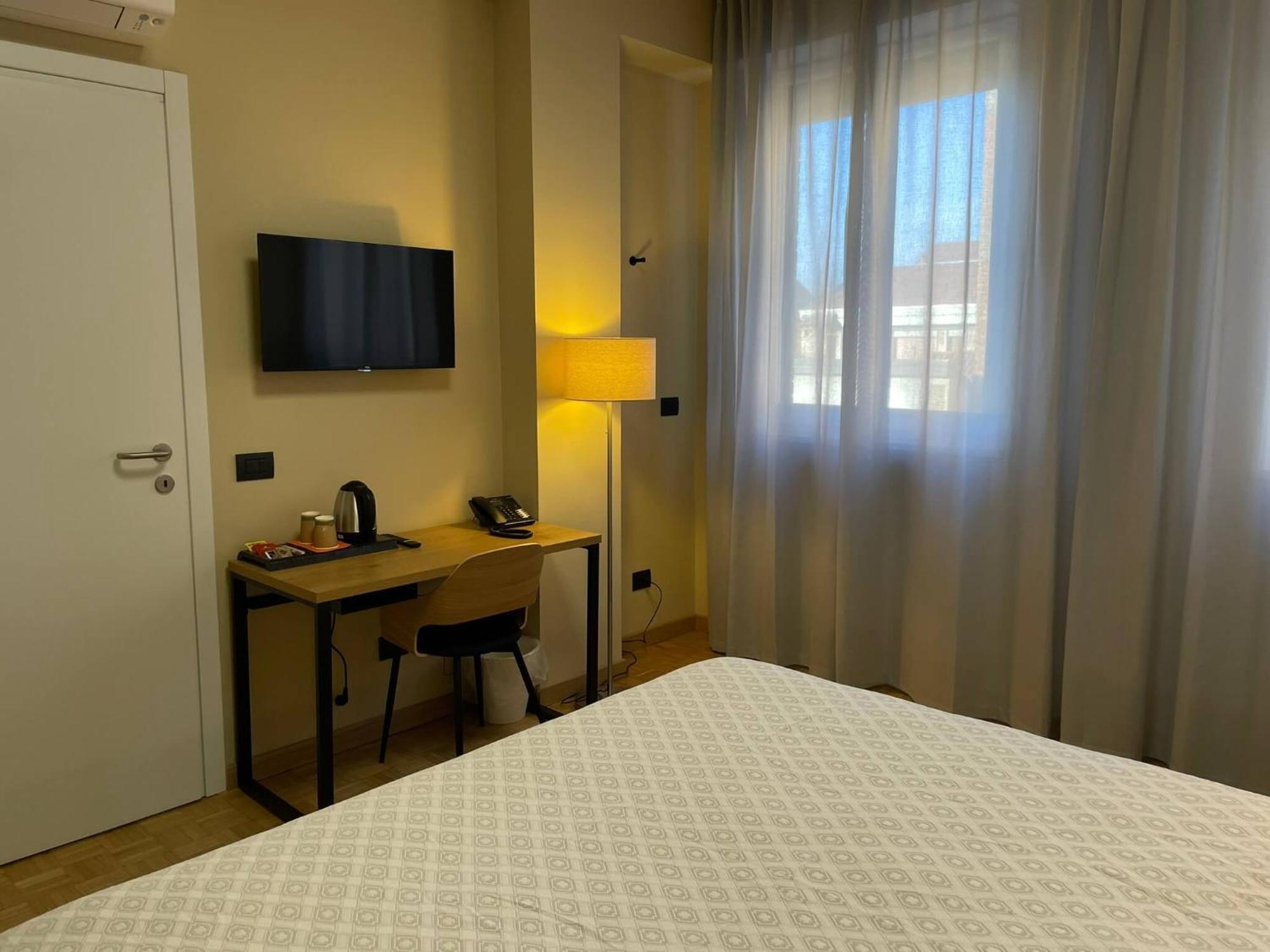 La Galleria Lodge Parma Ngoại thất bức ảnh