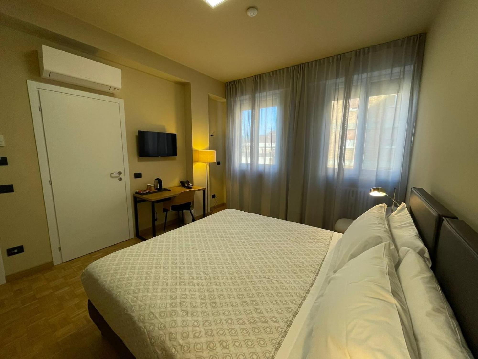 La Galleria Lodge Parma Ngoại thất bức ảnh